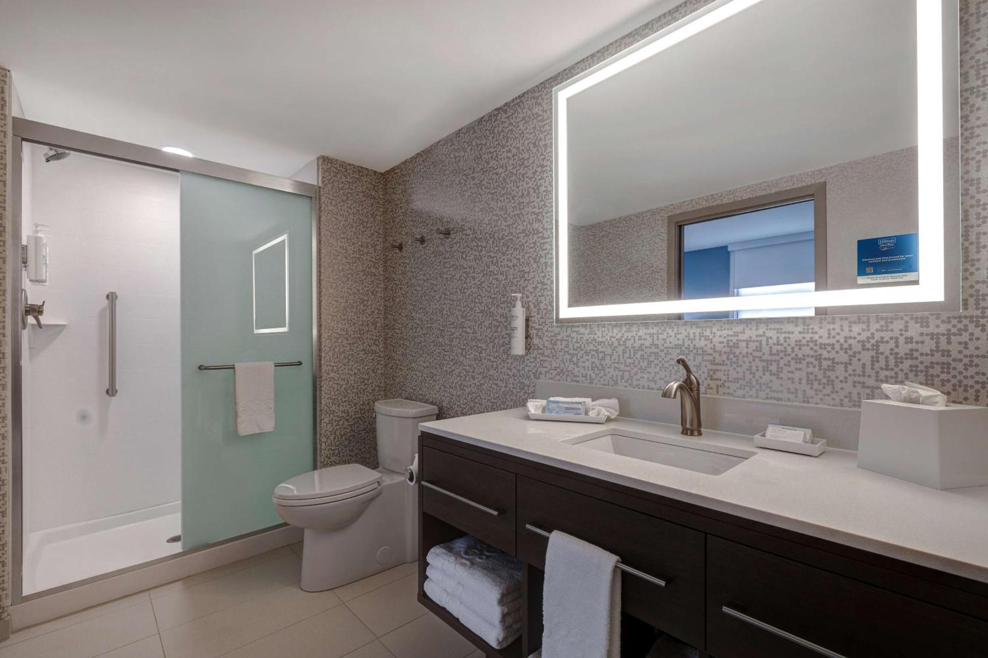 Home2 Suites By Hilton Wilkes-Barre Bagian luar foto