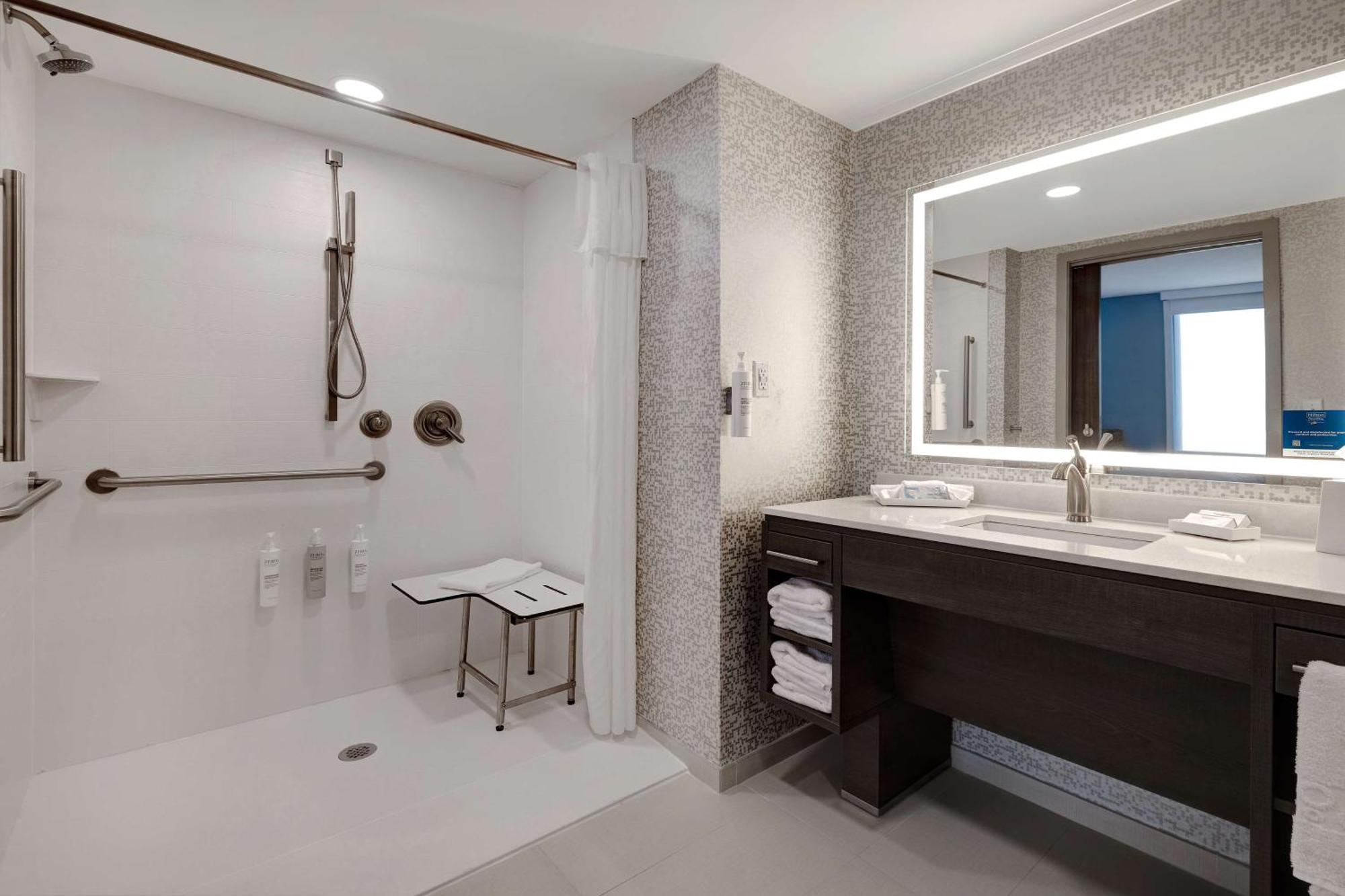 Home2 Suites By Hilton Wilkes-Barre Bagian luar foto